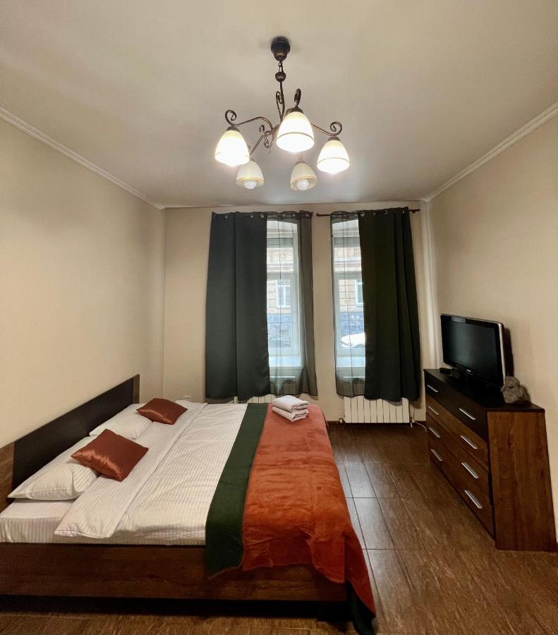 Old City Apartment With Parking Λβιβ Εξωτερικό φωτογραφία
